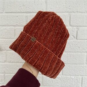 softest billabong toque!